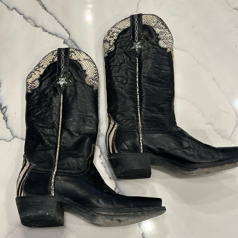 Idyllwind Women's Chaos Western black Boots - Snip Toe 6